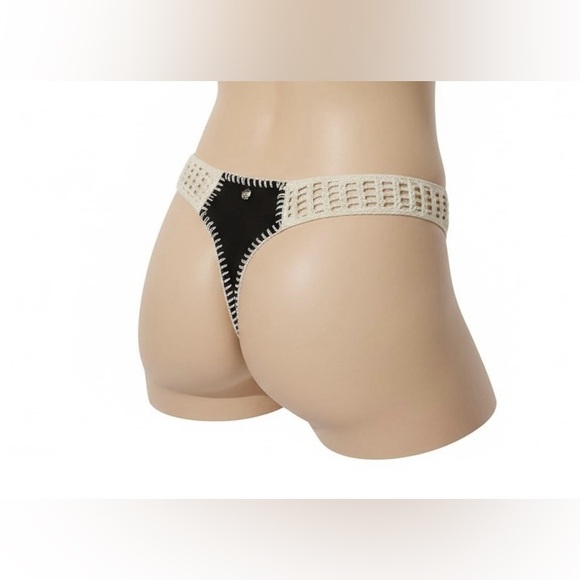 Victoria’s Secret Crochet Thong Bikini Bottom Black Ivory Size L - Picture 2 of 4